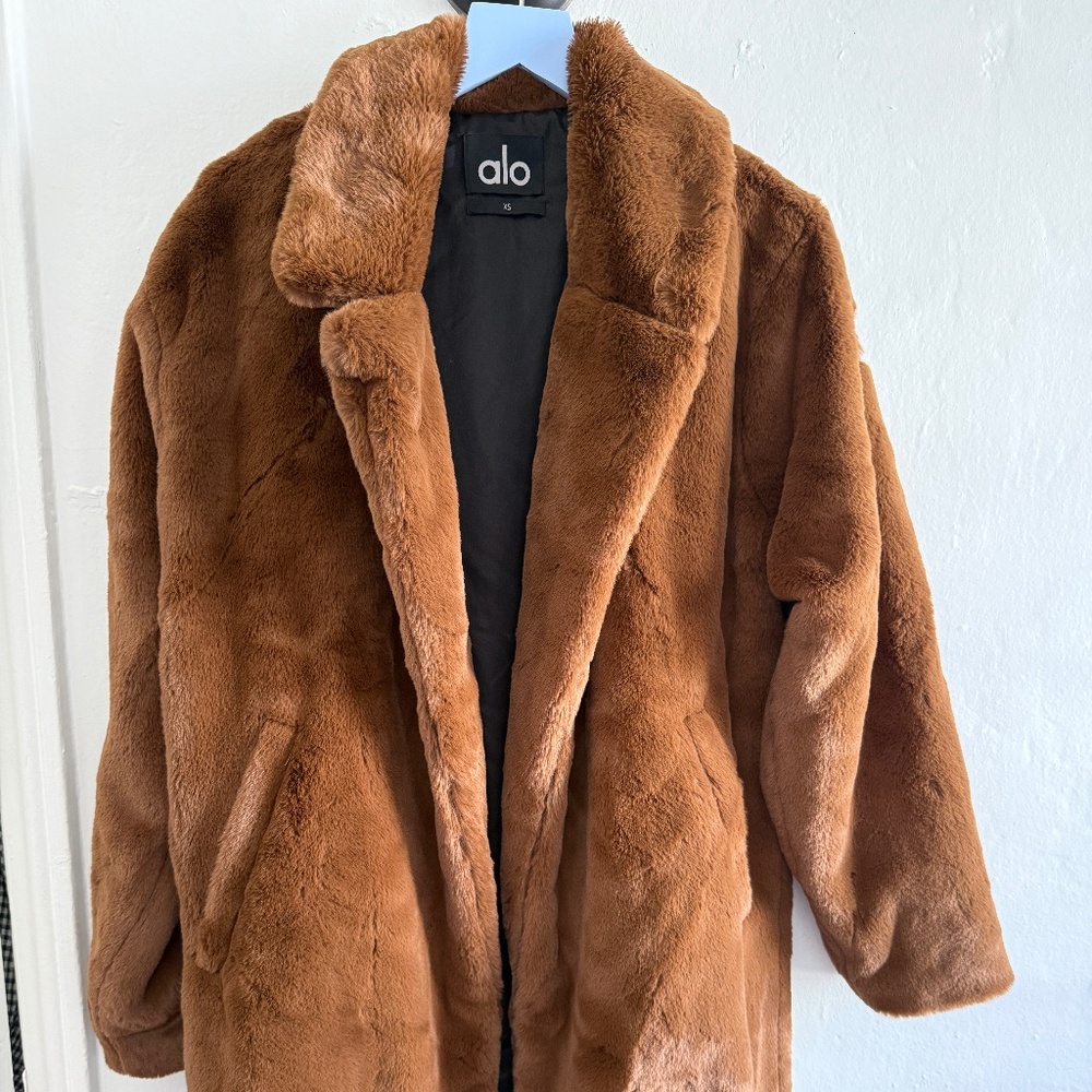 Alo Yoga Faux Fur Long Coat — Camel/Tan